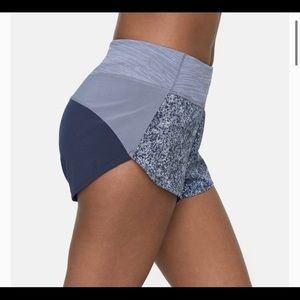 Outdoor voices Hudson running short